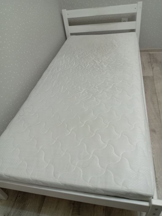 Продам недорого кровать