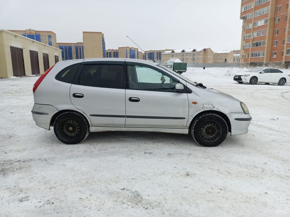 Продам  Nissan Almera Tino