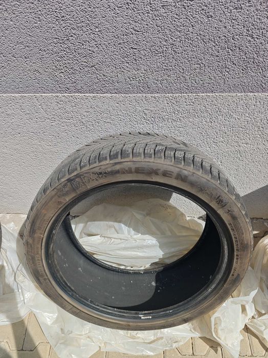 Зимни гуми NEXEN 215/45R18