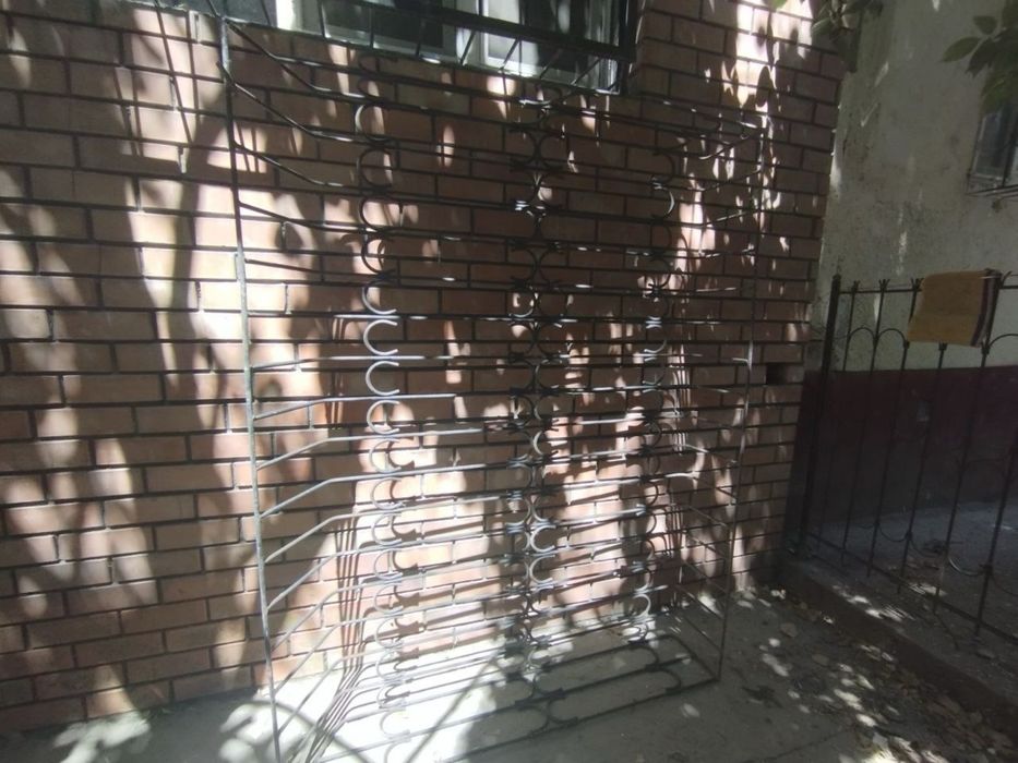 Продаеются решетки на окна