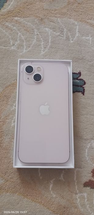 Продам iPhone 13