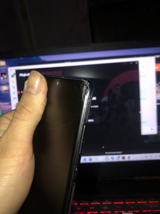 Продам samsung s20 plus