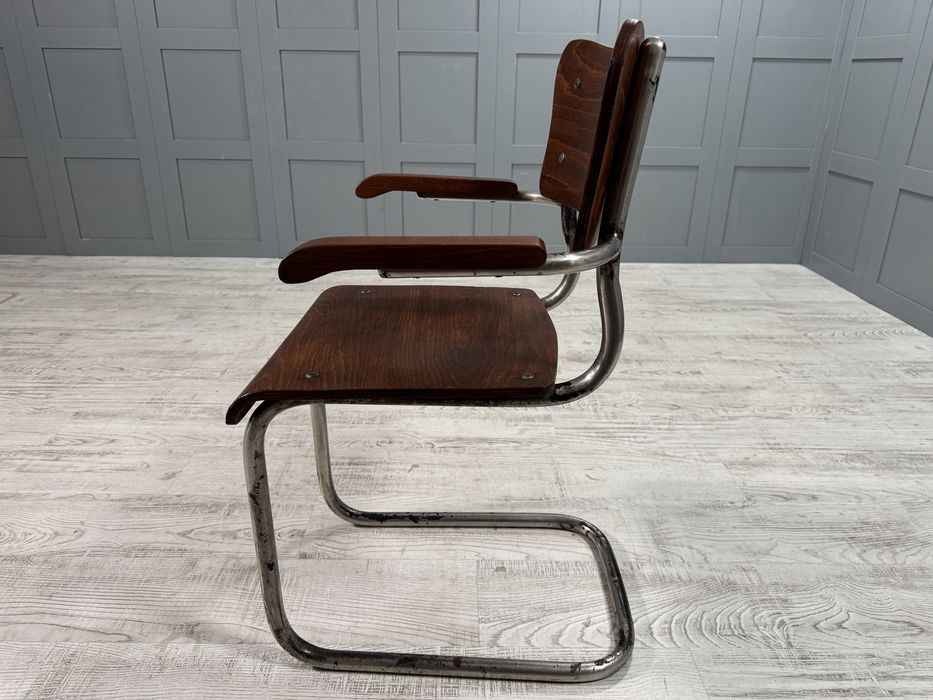 Винтидж стол по дизайн на Mart Stam Р407