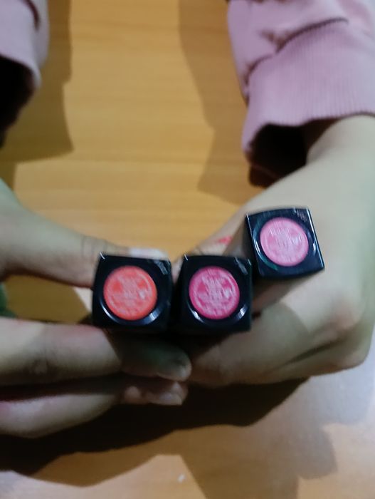 Козметика  Евелин и Диор