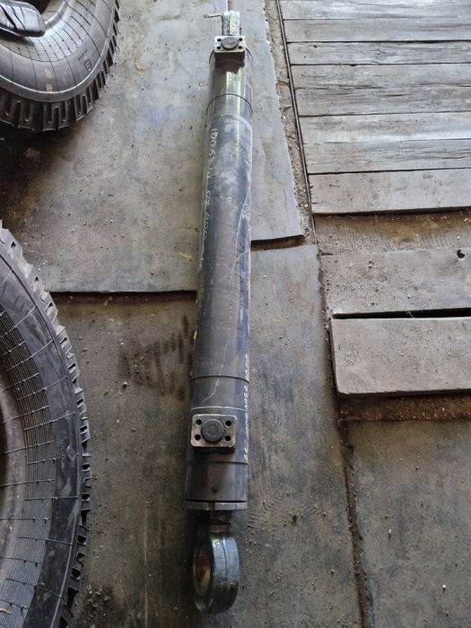 Гидроцилиндр ковша ЕК -12
