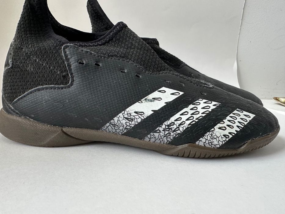 Футзалки adidas predator, обувь для футбола