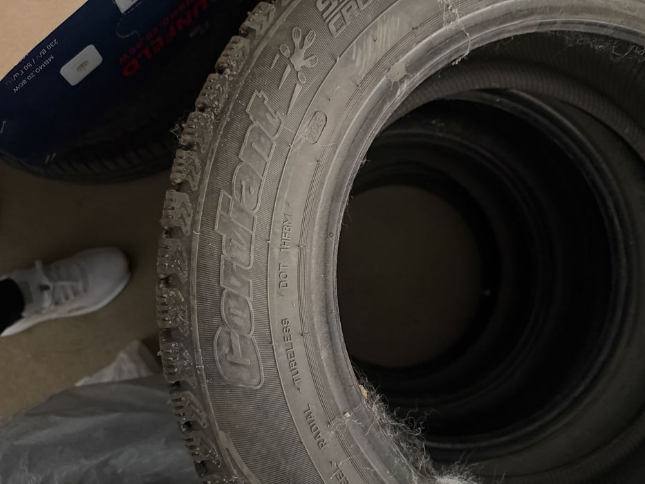 185/65 R15 шипы в хорошом сост
