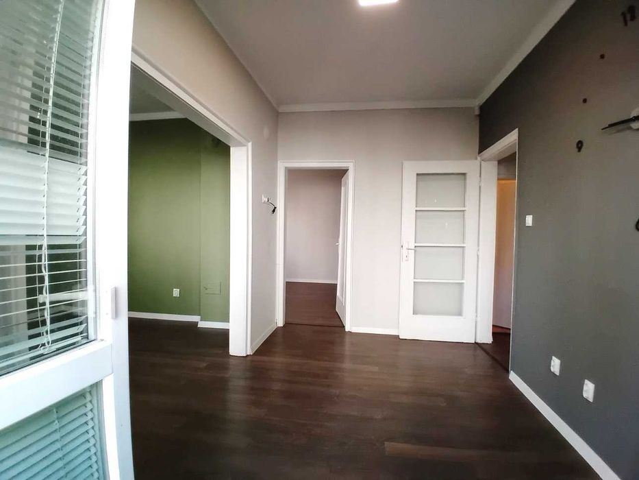 Дава се под наем Офис в София, Център - 85 кв.м за 600 € - Снимка #2