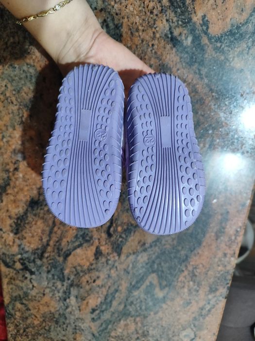 Нови пантофи Елза и Ана 22 номер 13 см стелка