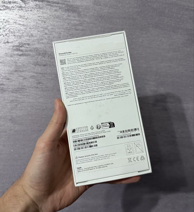 Iphone 16 Pro Max  256 GB  Desert Titanium schimb cu 17 pro max