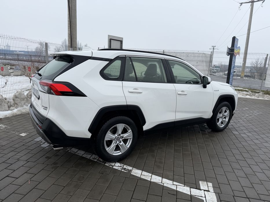 Toyota Rav 4 - 2.5 Hybrid 4x4 225 CP