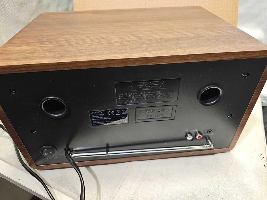 Sistem audio retro All-in-One ENVIVO cu radio digital DAB+/FM, CD player MP3, Bluetooth, USB inregistrare si carcasa din lemn