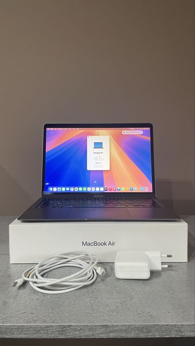 Apple Macbook Air M1