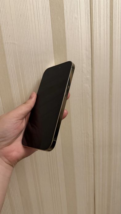 Продам Iphone 14 pro