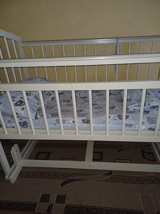 Кроватка качалка