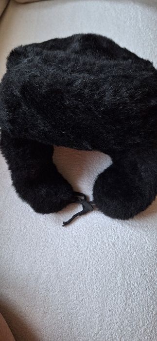 Нови шапки- мъжка и дамска Adidas, руска ушанка,  AC/DC