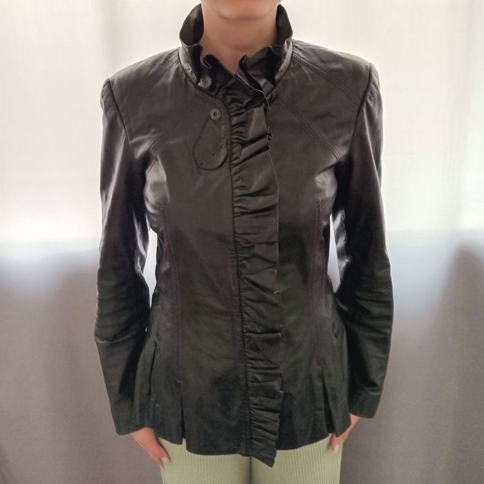 Куртка кожаная чёрная