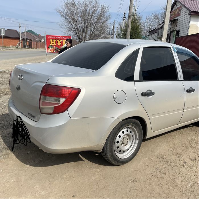 Продам машину Гранта