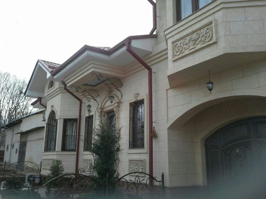 Travertin luboy dizaynda materali b.n.