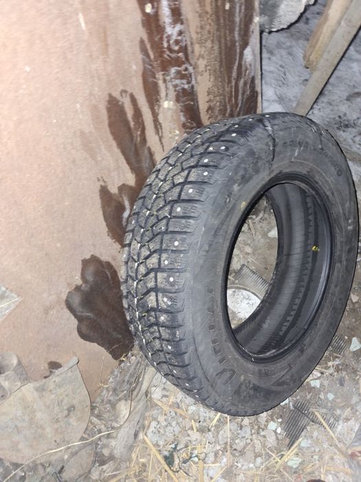Шины зимние новые