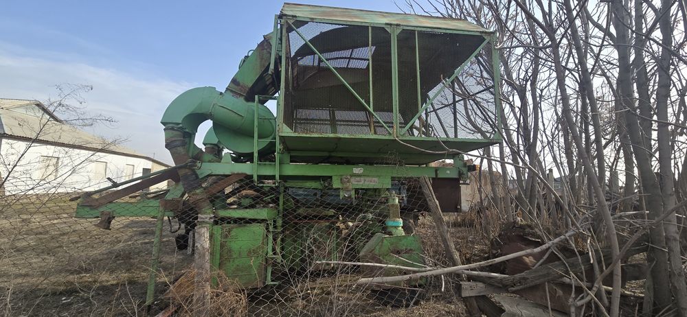Комбайн сатылады срочно