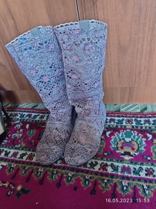 Продам Платья туфли летние