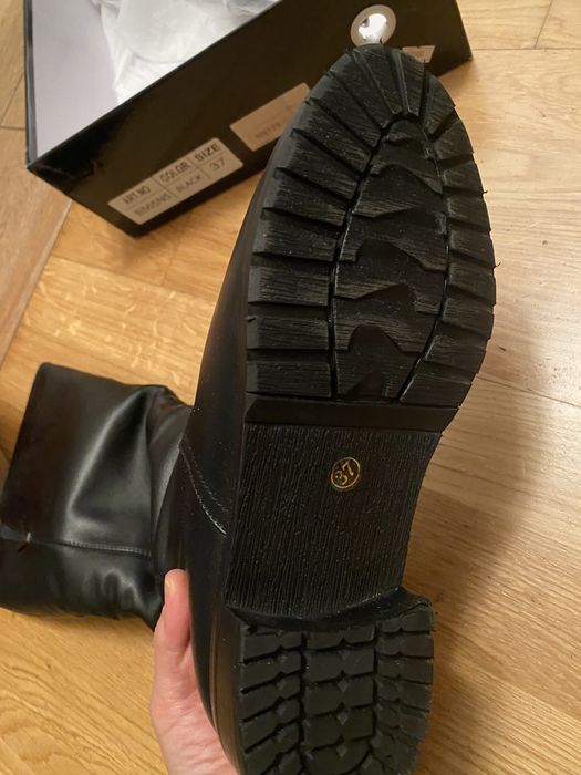 Продам Зимние сапоги