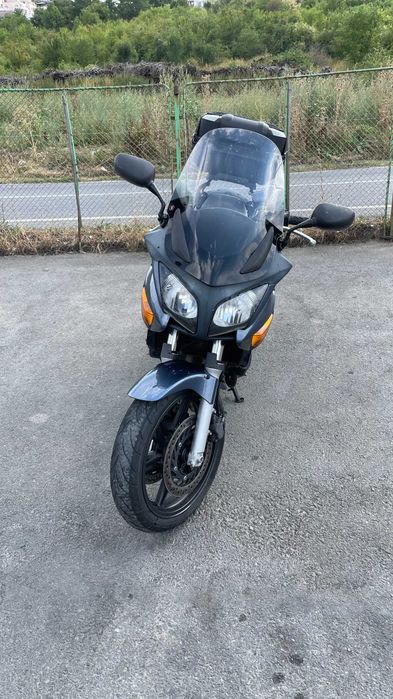 Vand Honda CBF600S din 2004 - Ideală Touring - Topcase Inclus