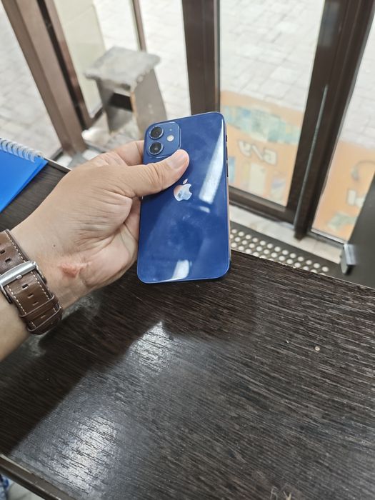 Iphone 12 mini продается