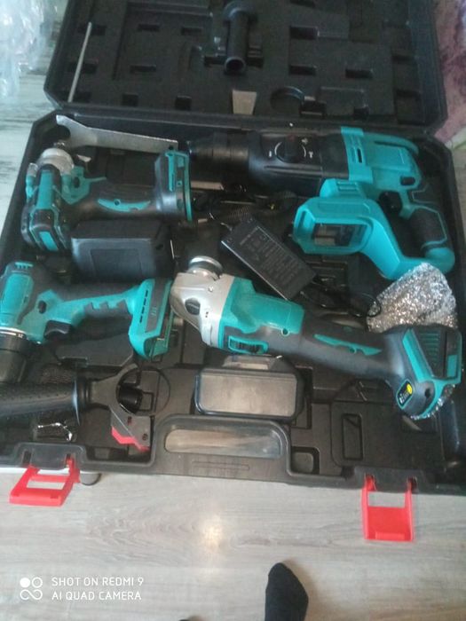 Продам набор новый