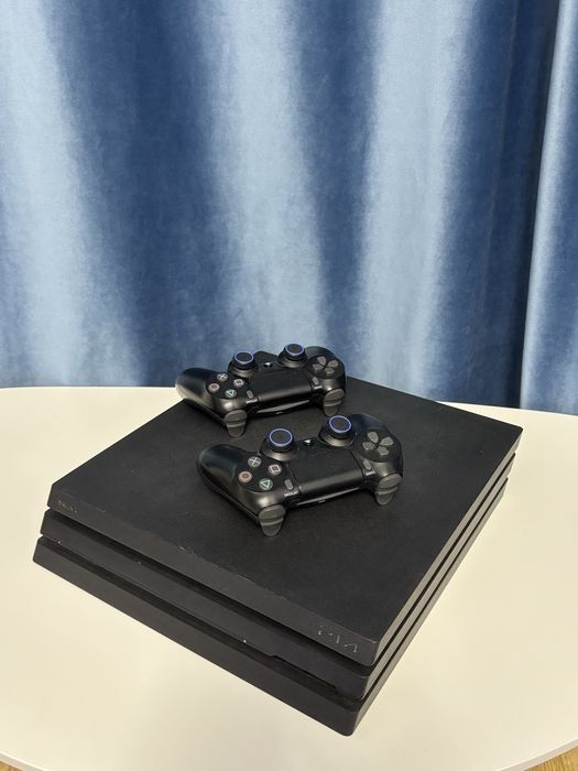 Ps4 pro. un .tb.