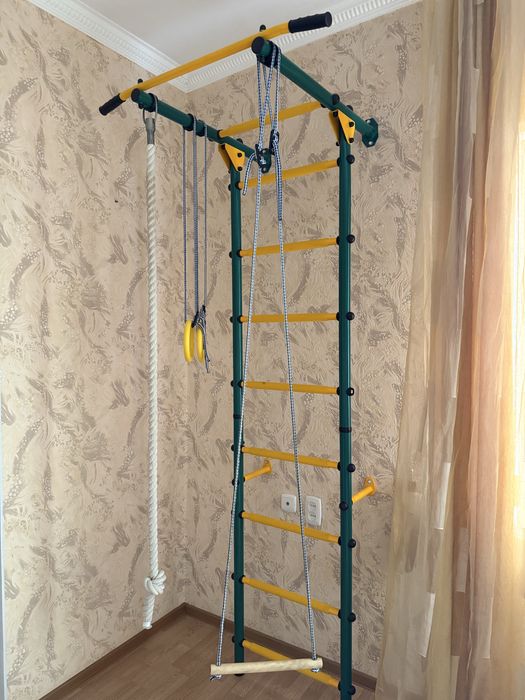 Продам шведская стенка