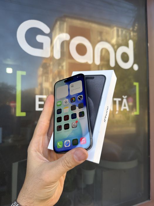 iPhone 15 Pro Ca NOU 256 GB Baterie 100%  * GRAND * Garantie 1 AN