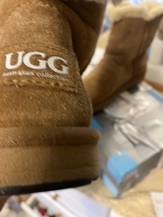 UGG Australia marimea 39 noi