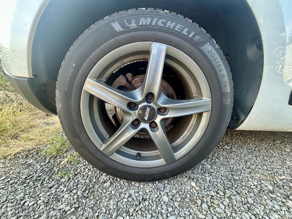 Jante aliaj r16 7J Et 48  5x114,3 gama renault cu cauciucuri noi de iarna dot 2024 Micheline alpin 7   205/55/16