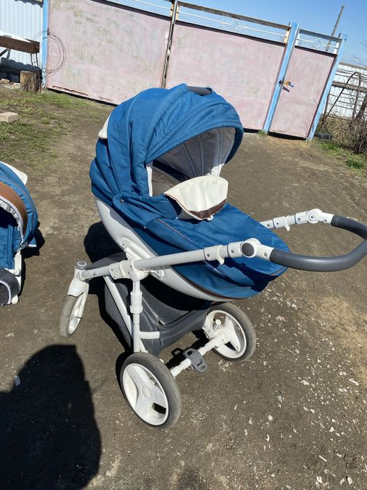 Продам детскую коляску