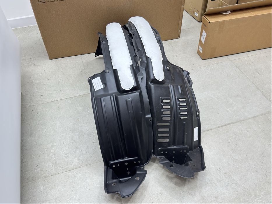 Подкрыльник задний Toyota Land Cruiser 200