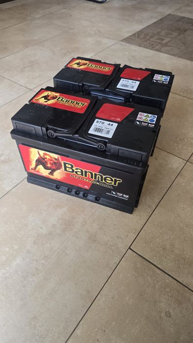 2 бр. Акумулатори BANNER 70Ah 640A №570 44