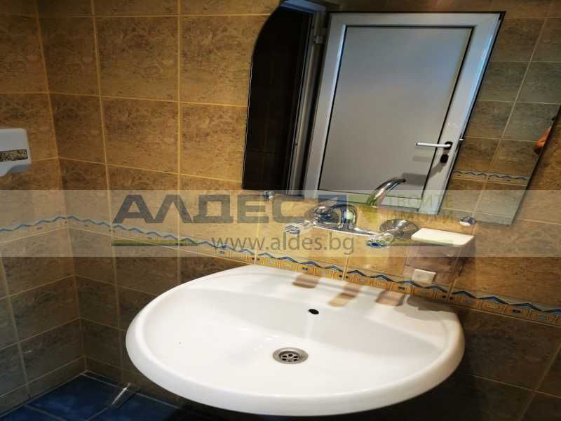 Продава ТЪРГОВСКИ КОМПЛЕКС, гр. Раднево