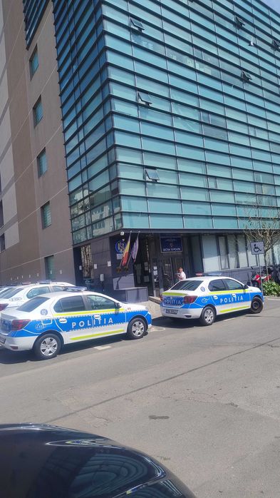 Unirii-Matei Basarab- Sectia 10 Politie-Garsoniera 46m2 -Bloc VIP