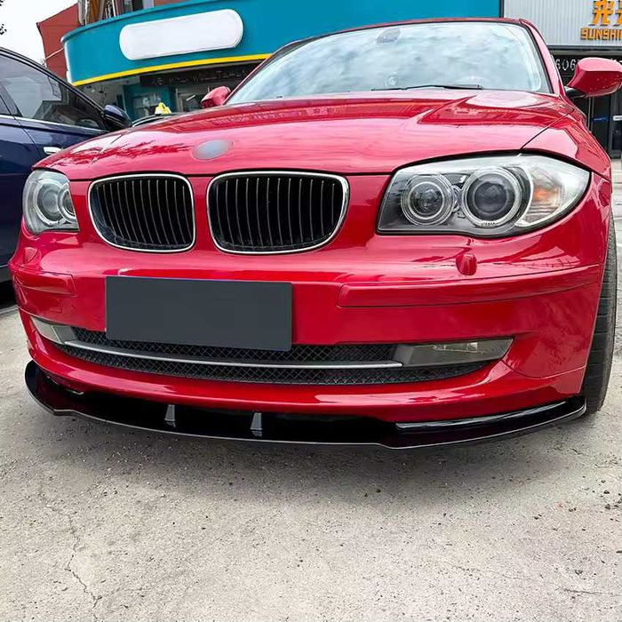 Prelungire Extensie Lip Bara Fata BMW Seria 1 E81 E82 E87 E88, pentru Bara Normala, Negru Lucios