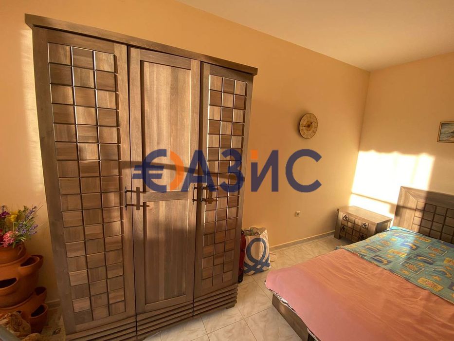Продава се Двустаен апартамент в к.к. Слънчев бряг - 46 кв.м за 898 €/кв.м - Снимка #12