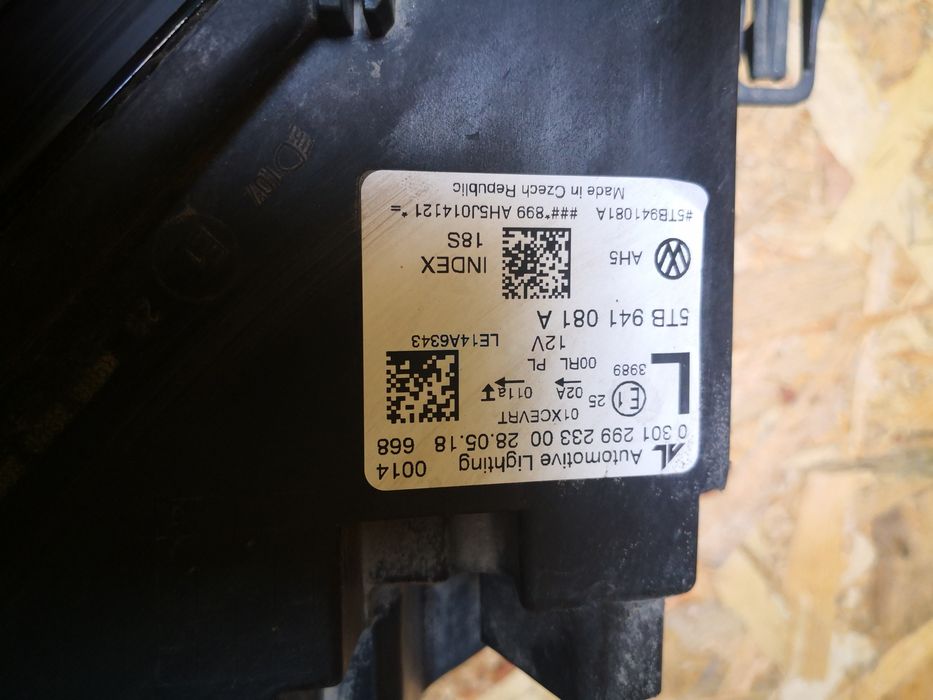 Ляв фар за Фолксваген Туран VW Turan Full LED