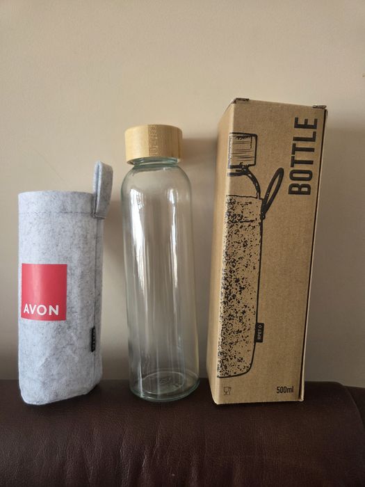 Бутилка за вода от Ейвън