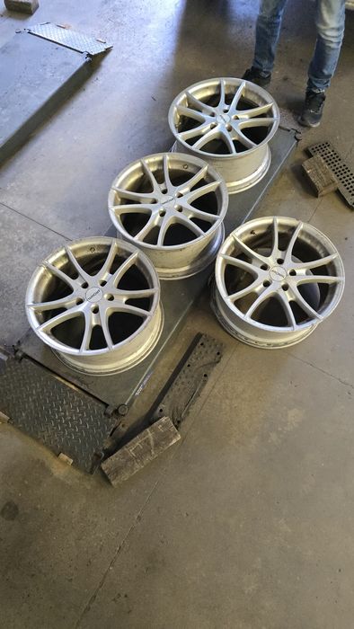 Джанти Ronal LV 18 5x120 8J + фланци и болтове