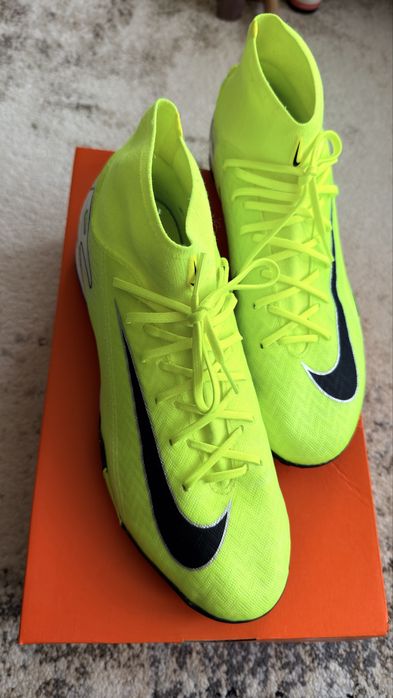 Стоножки  Nike Zoom Mercurial Superfly Academy