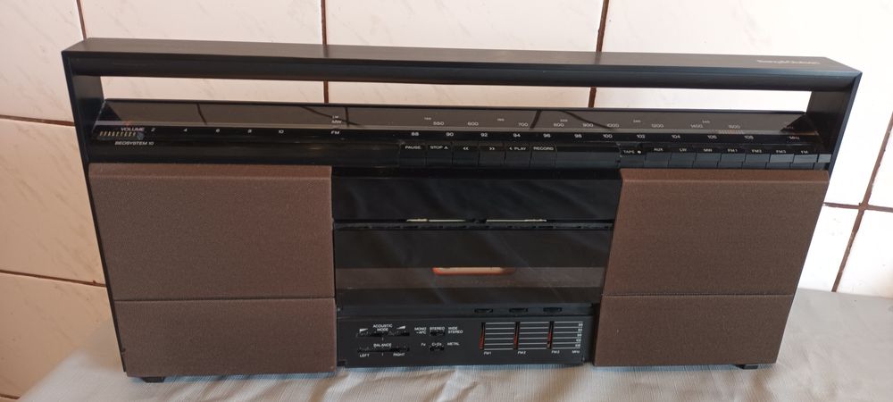 Radiocasetofon Bang& Olufsen  Beosistem 10