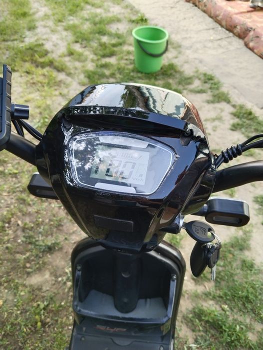 Электроскутер новый