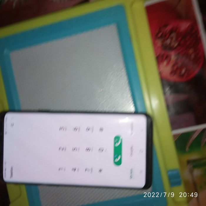 SAMSUNG S9+ xalate yaxshi ishlashi zur  aybe yuq