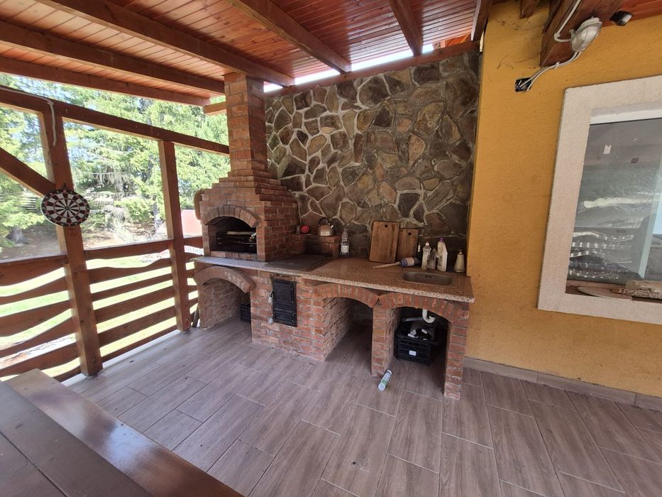 Casă īn zona Szeceny  de vânzare sau schimb cu apartament